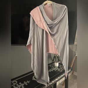 Calvin Kline REVERSIBLE Pink+Gray Women's wrap cape~pashmina. NWT OS